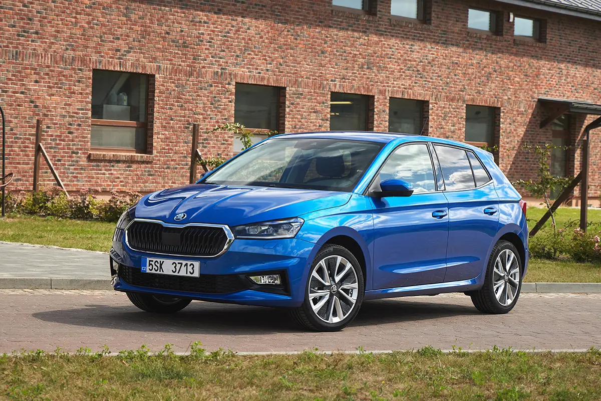 Modrá Škoda Fabia